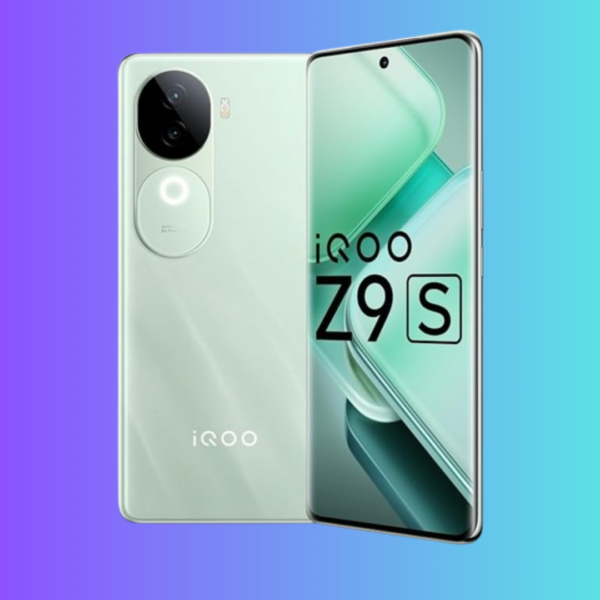 iQOO Z9s 5G (Onyx Green, 8GB RAM, 256GB Storage) | 120 Hz 3D Curved AMOLED Display | 5500 mAh Ultra-Thin Battery | Dimesity 7300 5G Processor | Sony IMX882 OIS Camera with Aura Light